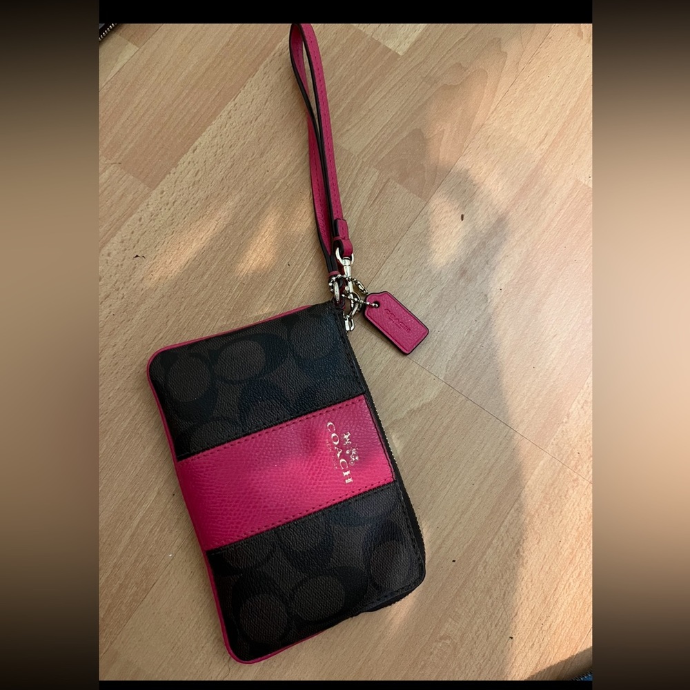 Great condition Coach wallet